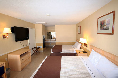 Edinburg Executive Inn Екстериор снимка